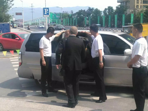 哈尔滨男女保镖公司